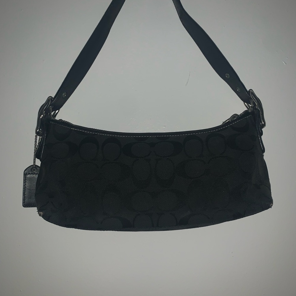 VINTAGE BLACK AUTHENTIC COACH SIGNATURE MONOGRAM SMALL ZIP BAG